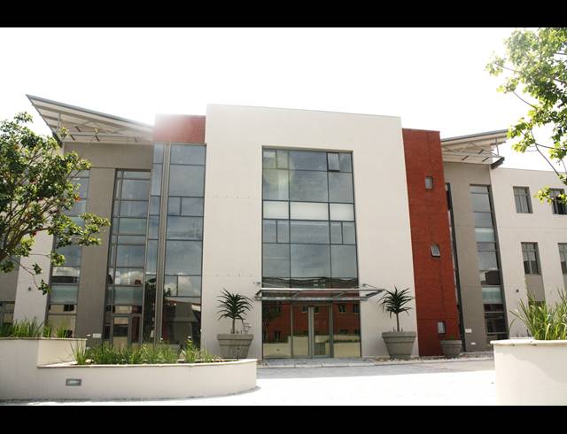 115M² OFFICE TO LET IN CENTURY CITY